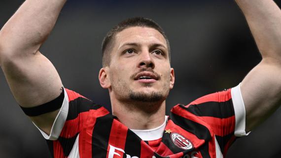 OFICIAL: AEK Atenas, firma Luka Jovic
