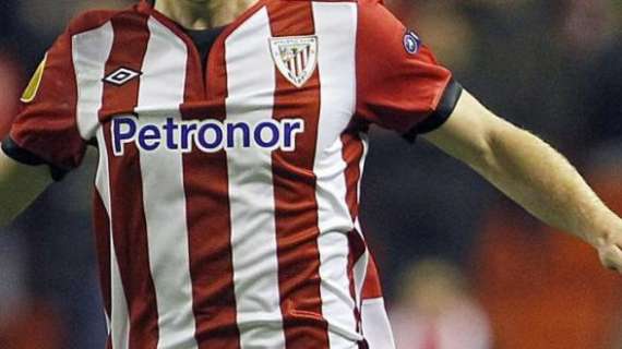 Aduriz salva al Athletic en el Ciutat de València (0-2)