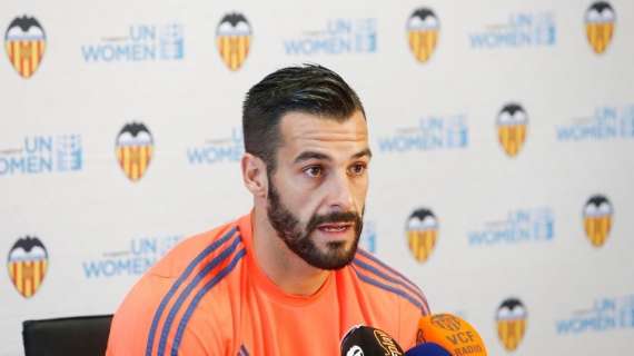Negredo: "Estoy muy a gusto en Valencia, mi prioridad es quedarme"