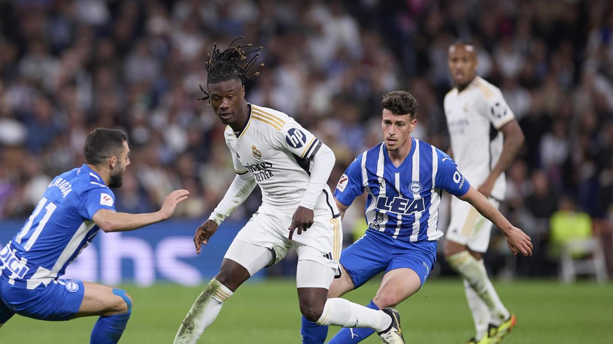 Quique Sánchez Flores deja en el aire el futuro de Antonio Blanco