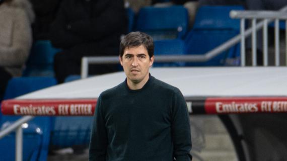 Sun, Iraola entre los candidatos a dirigir al United si sale Amorim