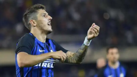 Jovetic rechaza al Sevilla y al Newcastle. Opción Valencia