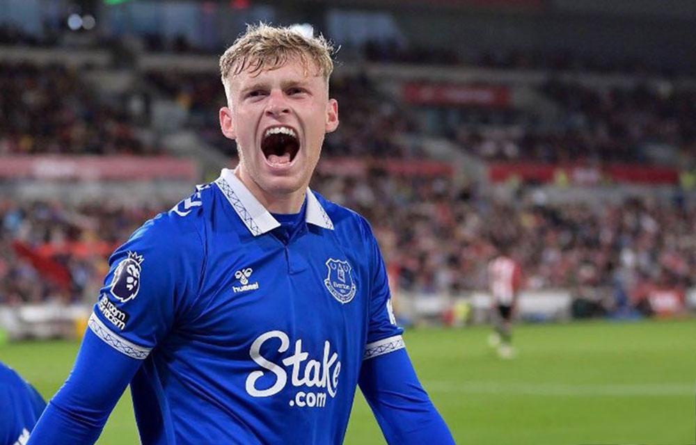 Jarrad Branthwaite suena para reforzar la defensa del Real Madrid