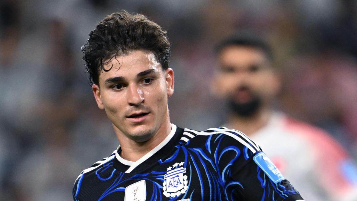El Barça fija el final del Mundial 2026 como límite para Julián Álvarez