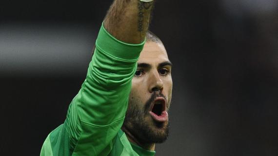 OFICIAL: Real Ávila, renuncia Víctor Valdés después de 25 días