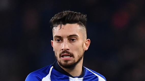 OFICIAL: Botafogo, Alex Telles firmó su contrato