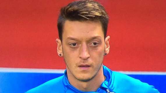 Özil: "El Arsenal juega muy parecido al Barcelona"