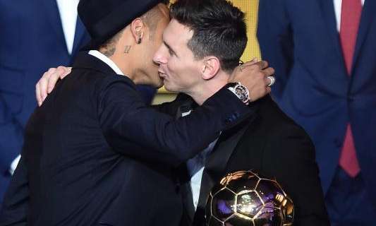 Mundo Deportivo: "Messi, mano de oro"