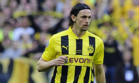 Borussia Dortmund, Subotic renueva hasta 2018