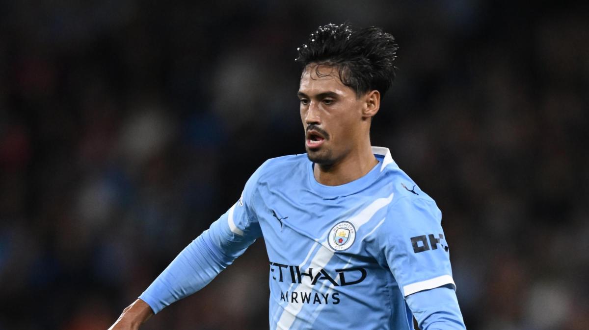 Villarreal-Manchester City, alineaciones oficiales: Veiga titular, duelo con Haaland. Reijnders, fuera