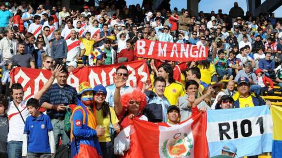 Zambrano se disculpa con la afición peruana por su expulsión contra Chile