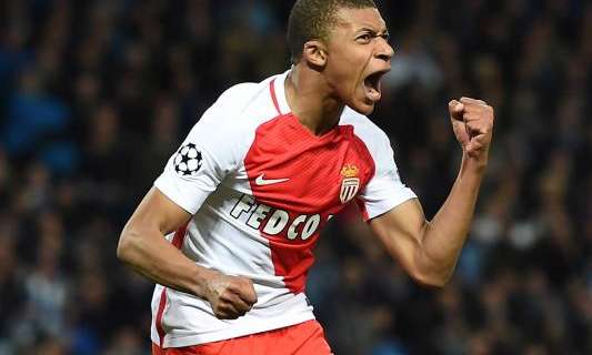 Francia, el Monaco sigue irresistible: doblete de Mbappé