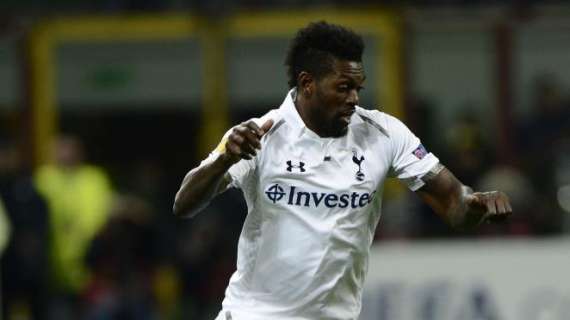 Tottenham, Adebayor revela problemas con su familia