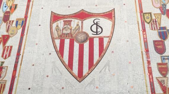 OFICIAL: Sevilla FC, renuevan Alberto Flores y Ramón Martínez