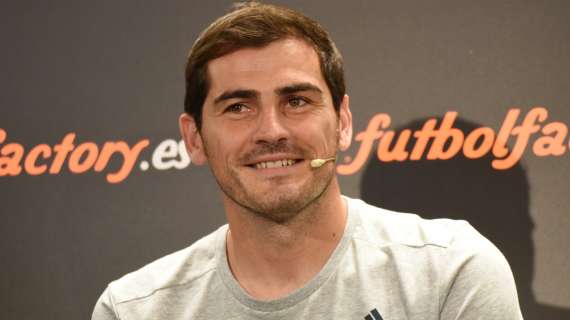Casillas: "Ojalá llegue a la final de Liga de Campeones y me enfrente al Real Madrid"