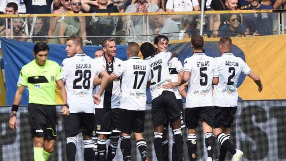 Italia, el Parma supera al Cagliari con goles de Inglese y Gervinho