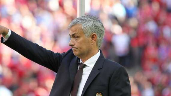 Manchester United, Mourinho reconoce que se puede extender la baja de Bailly