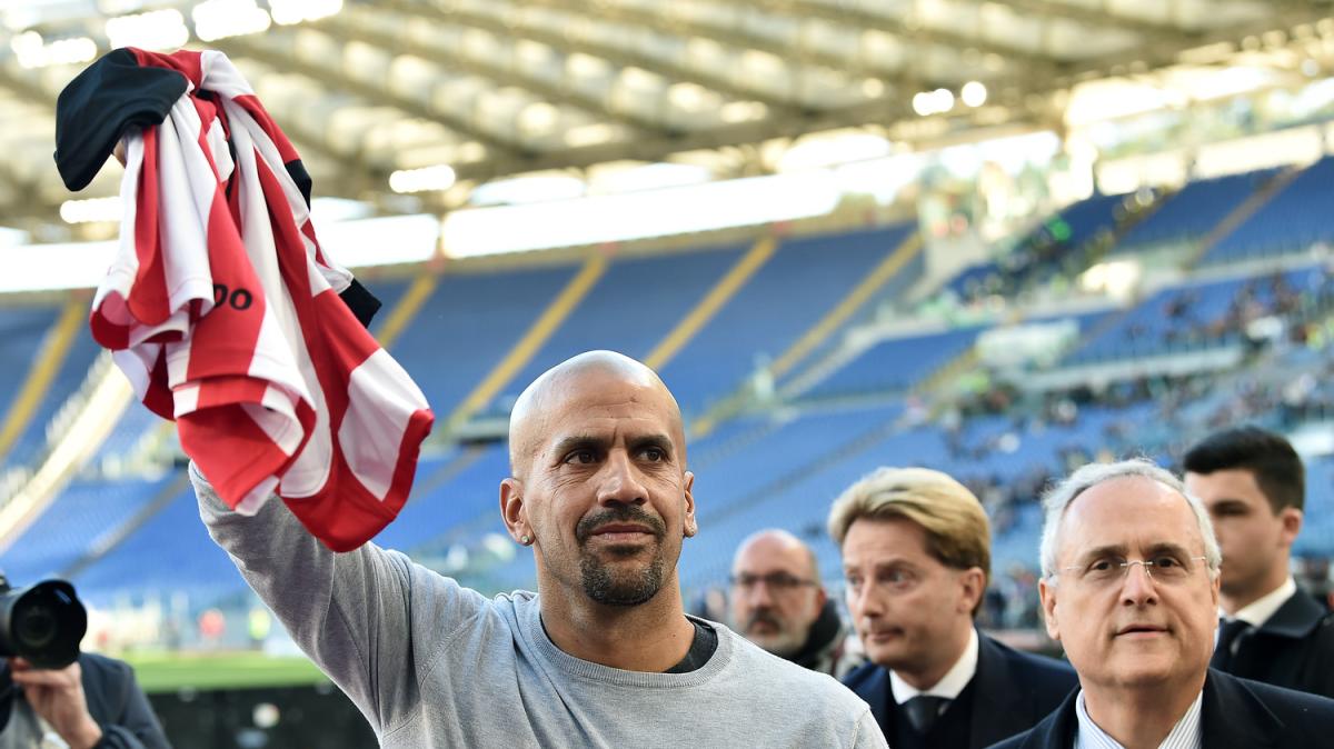 Verón vence a Milito: Estudiantes, campeón en Argentina, 5-4 en los penaltis ante Racing de Avellaneda