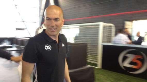 Roncero, en El Chiringuito: "Zidane ya dio el paso para venir al Real Madrid"