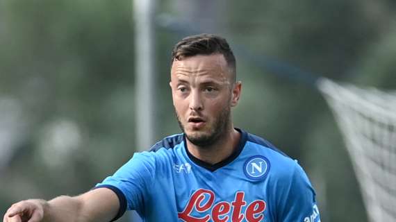 Italia, el Napoli supera a la Atalanta (2-0)