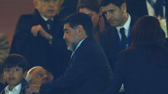 Maradona: "Messi es un osito de peluche con los compañeros, le llamé muchas veces y no me respondió"