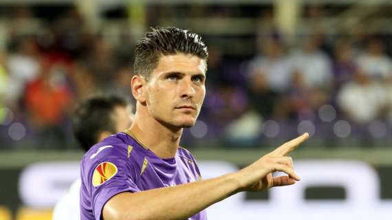 Fiorentina, Mario Gomez tres semanas baja