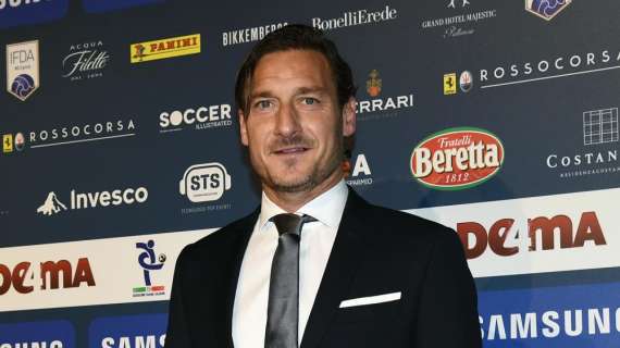 Fiorentina y Sampdoria piensan en Totti