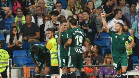 El Real Betis llega al descanso con ventaja frente al Alavés (1-0)