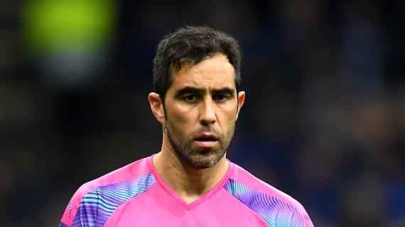 OFICIAL: Claudio Bravo anuncia su retirada como futbolista profesional