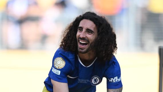 Chelsea, Cucurella considerado intransferible