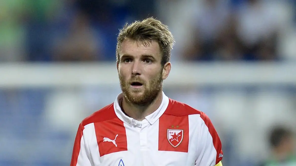 Estrella Roja, nuevo contrato para Katai (ex Alavés)