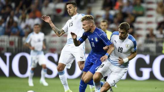 Italia acabó goleando a Uruguay (3-0)