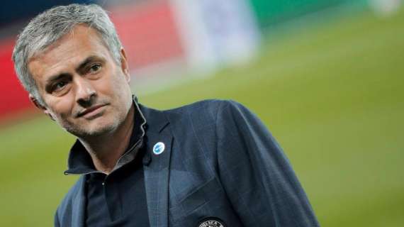 Mourinho: "Ser entrenador del Manchester United es un honor"