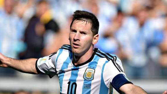 Argentina, doblete de Messi, gol de Correa (7-0)