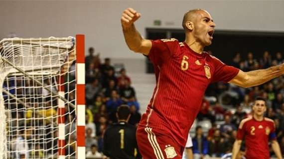 España golea a Suiza (9-1) en el primer partido del Preeuropeo
