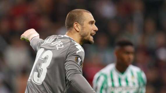 Real Betis, nueva oferta de la Roma por Pau López