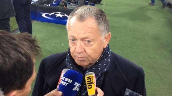Lyon, Aulas: "Estamos negociando con el Atlético por Lacazette pero no hay acuerdo"