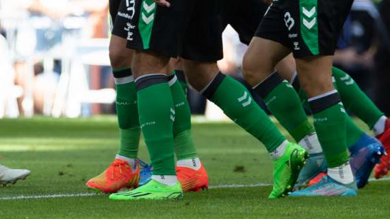 OFICIAL: Real Betis, Rober renueva y sale cedido al NEC Nimega