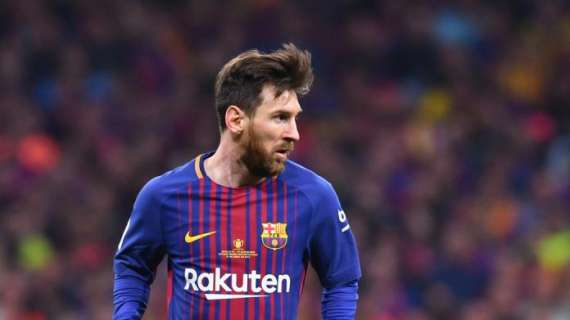 Messi acorta diferencias de libre directo (4-3)