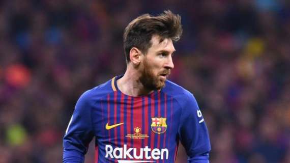 Messi adelanta al Barça de penalti (1-0)