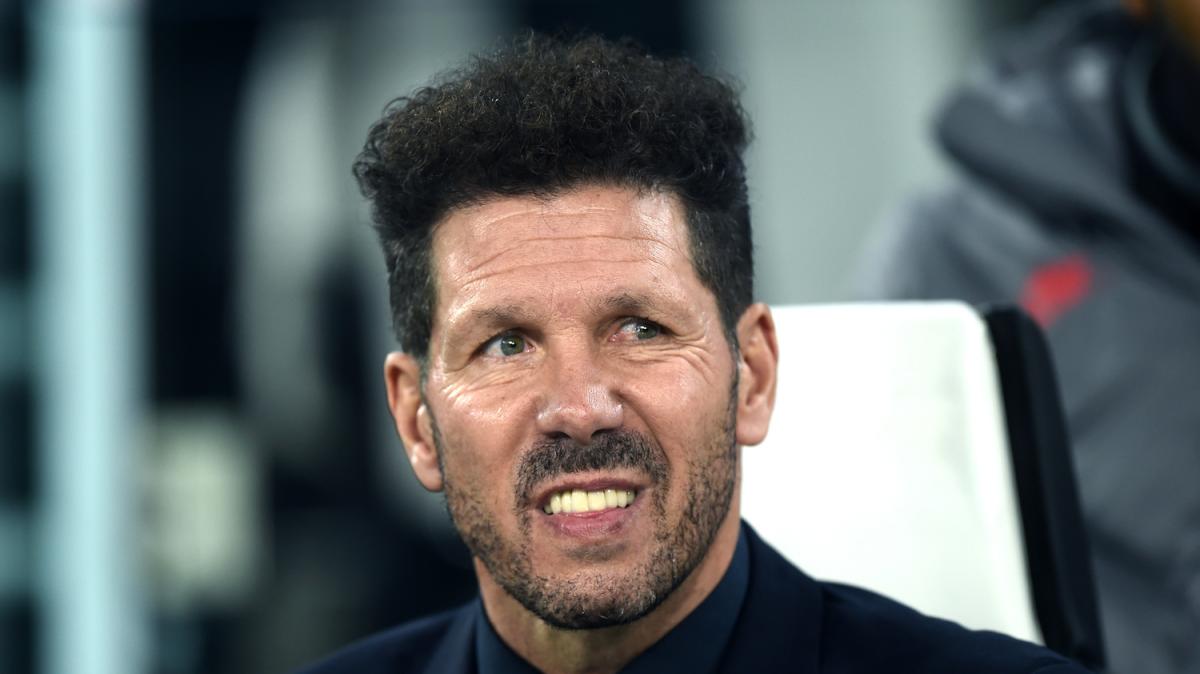 Giuliano regala una alegría a papá Simeone: 0-2 al Betis y el Atlético se pone a tres del Barcelona