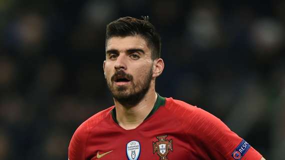 Arsenal, la venta de Bellerin y Xhaka financiaría la llegada de Rúben Neves