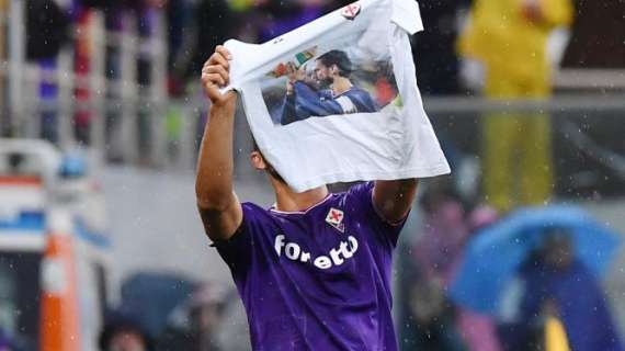 Italia, la Fiorentina supera al Benevento. Con el recuerdo de Astori