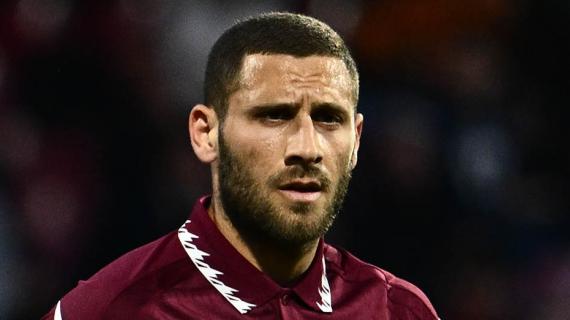 OFICIAL: Blau-Weiss Linz, firma Weissman, ex Granada CF