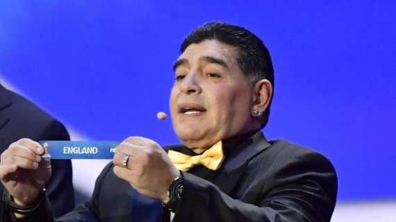 Maradona: "Deben dejar de comparar a Messi"