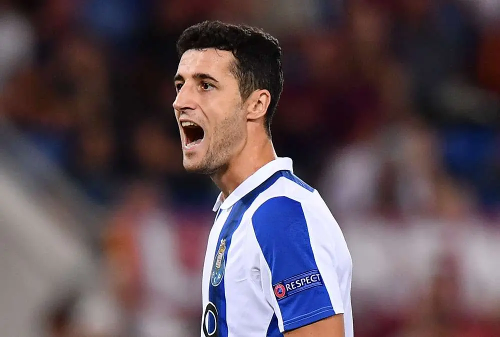FC Porto, Marcano alerta ante los problemas físicos de Pepe