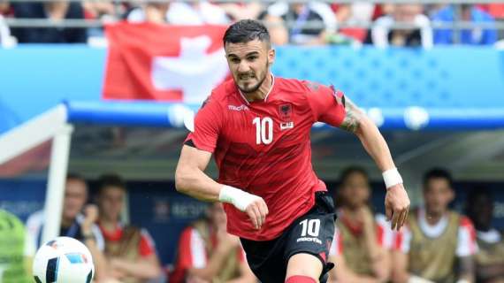 Albania con diez jugadores vence en Turquía (2-3)