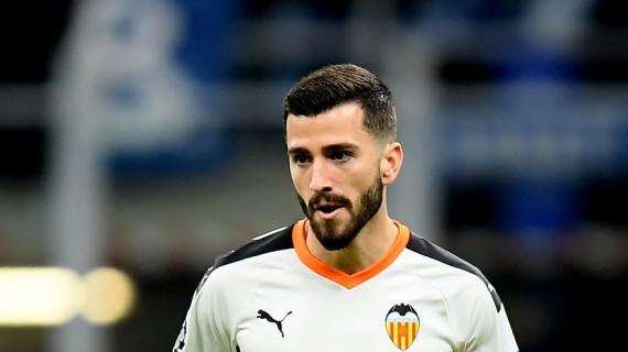 Valencia CF, Gayà sustituido, sufriría problemas físicos