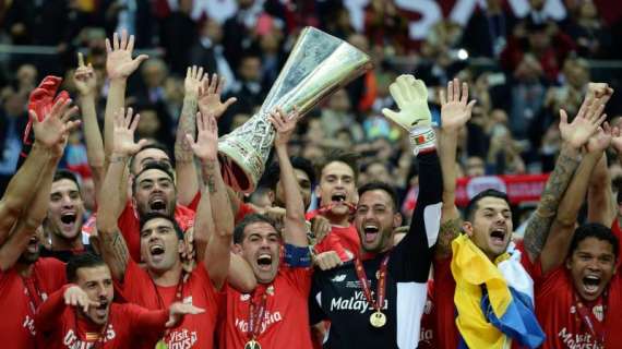 Sevilla, Estadio Deportivo:"Tetracampeón y de Champions"