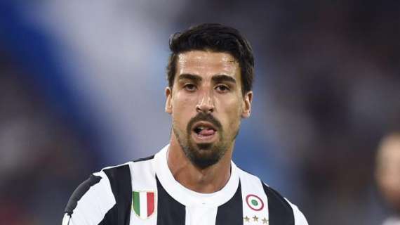 Italia, la Juventus recorta diferencias tras golear en Udine con triplete de Khedira